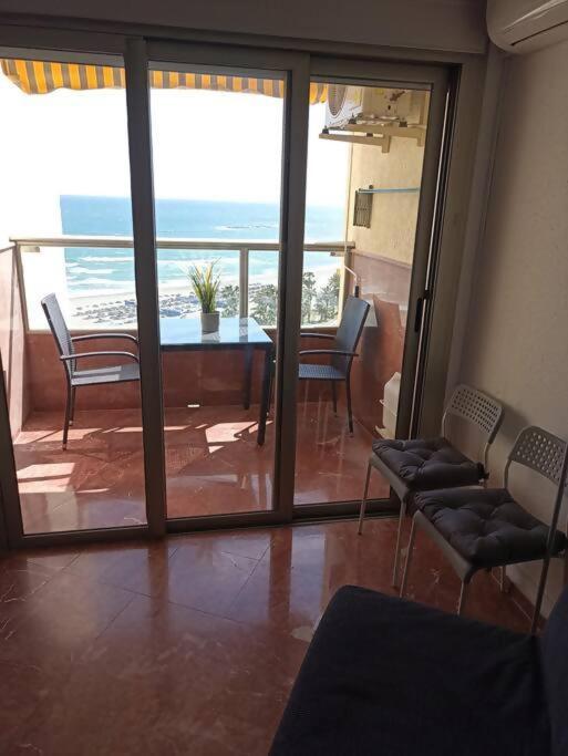 Estudio Miramar. Primera linea playa. Amazing views! Benalmadena Bagian luar foto