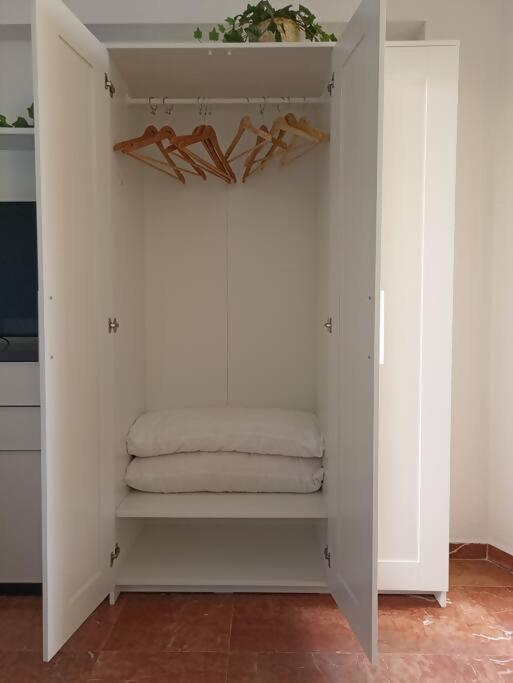 Estudio Miramar. Primera linea playa. Amazing views! Benalmadena Bagian luar foto