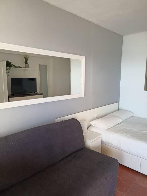 Estudio Miramar. Primera linea playa. Amazing views! Benalmadena Bagian luar foto