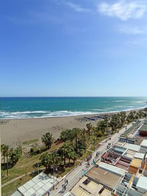 Estudio Miramar. Primera linea playa. Amazing views! Benalmadena Bagian luar foto